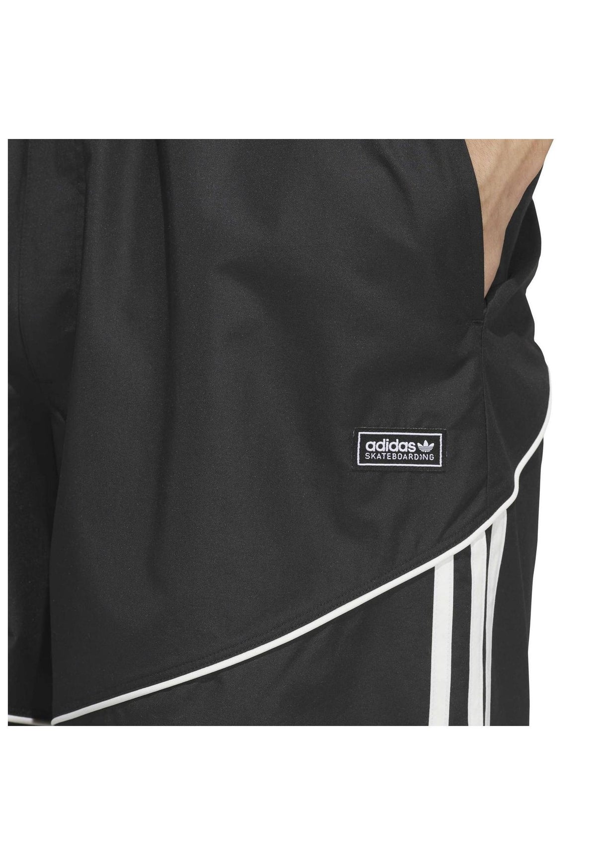 FSBS Offside black-black Closeup1