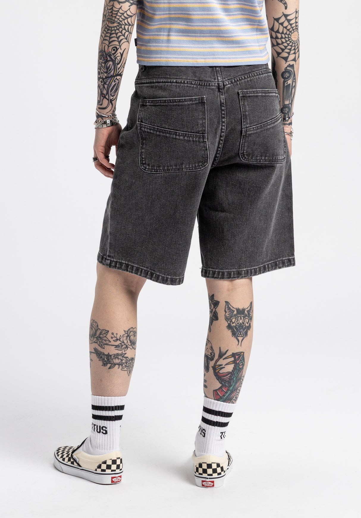 Duana greydenim Closeup1