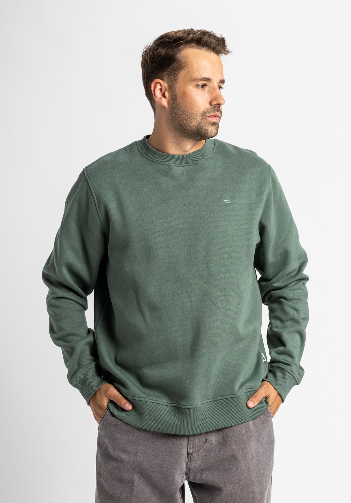 Easy Crew darkforest Closeup1