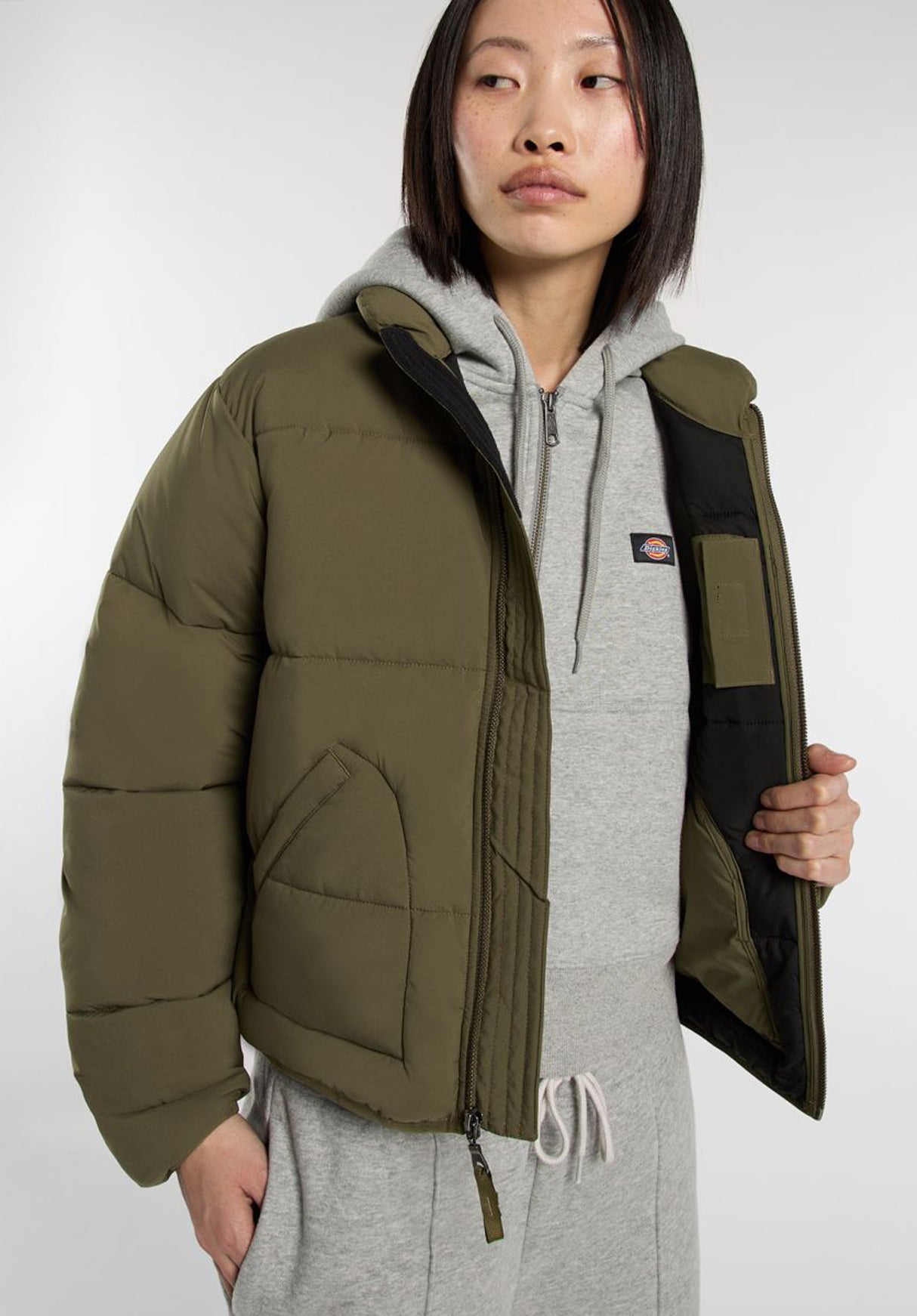 Summerdale Puffer militarygreen Closeup1