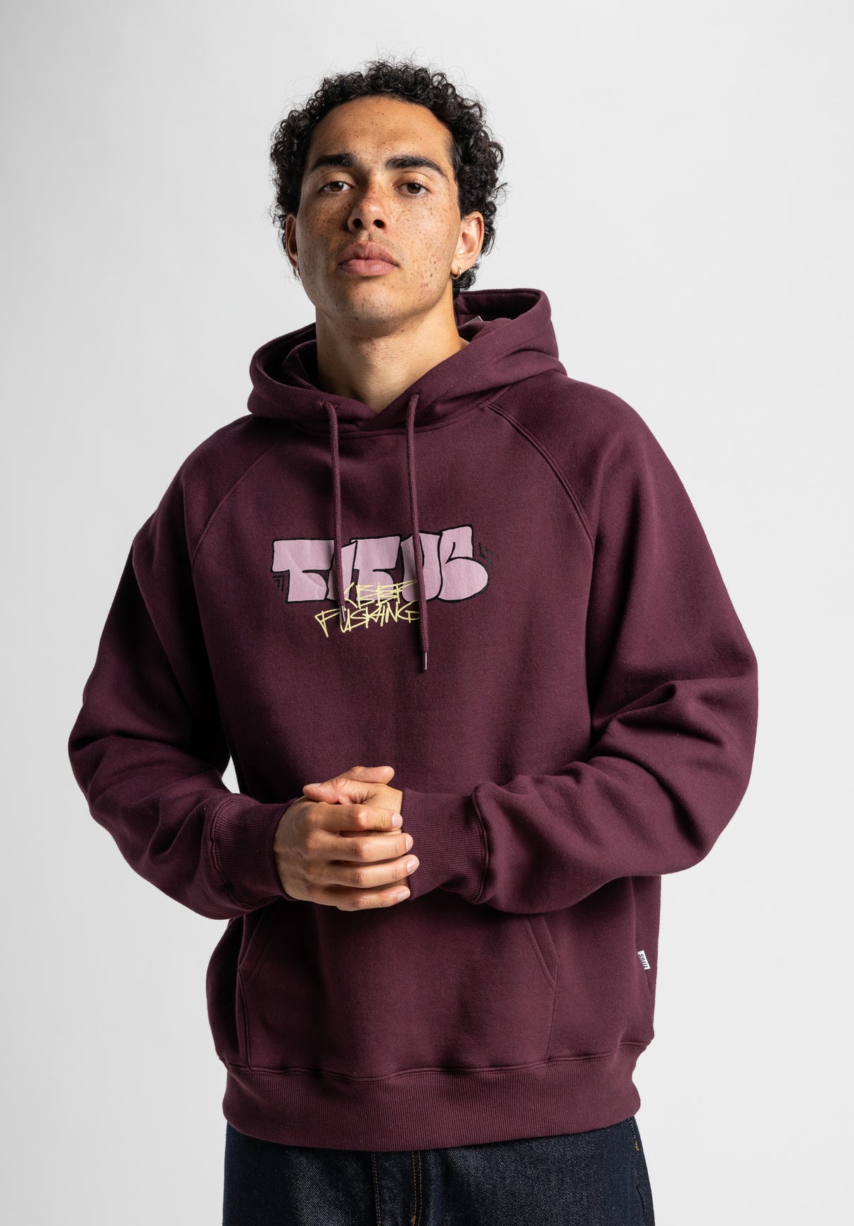 Keep Pushing Tag darkcherry Rueckenansicht