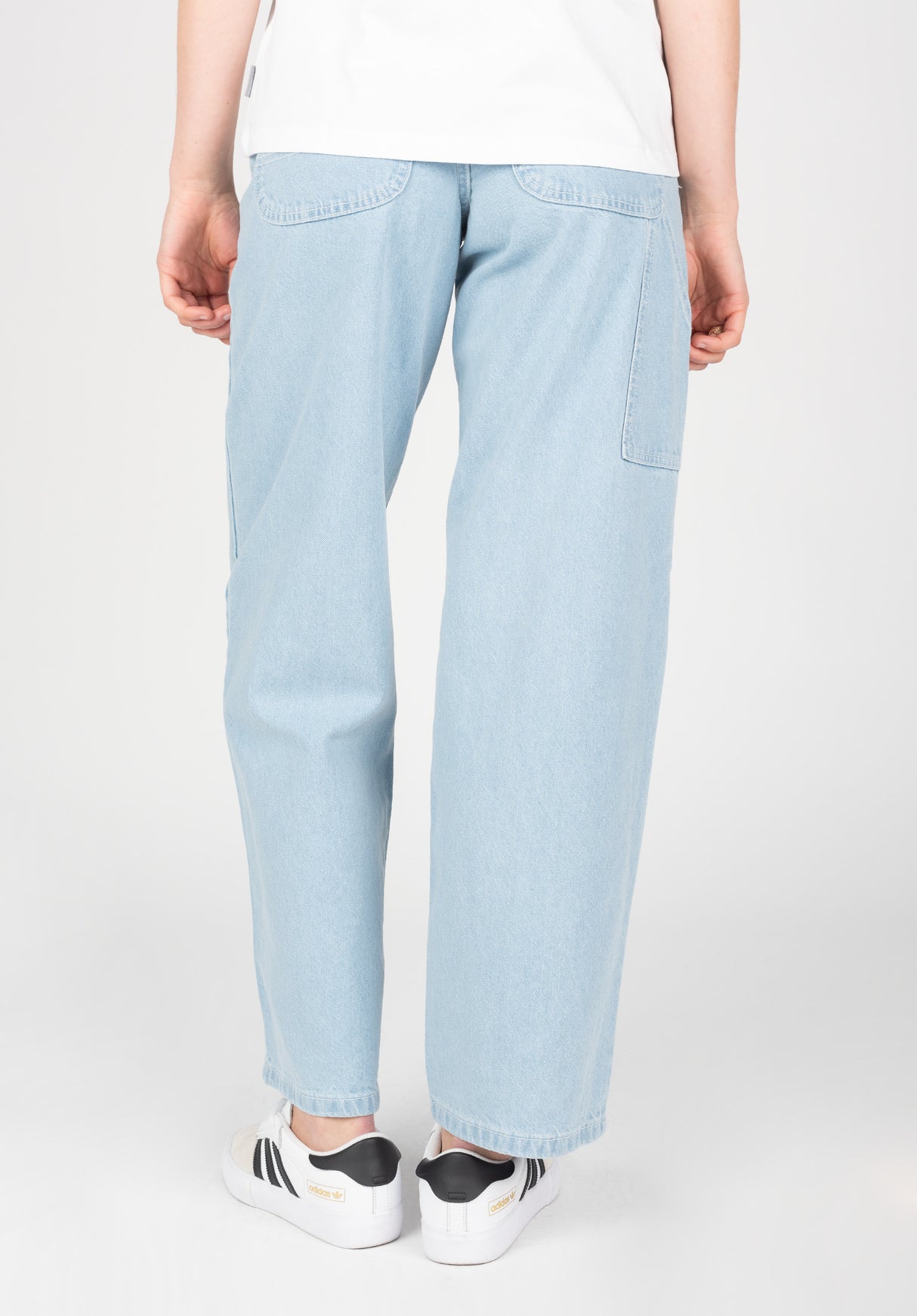 Herndon W vintageagedblue Closeup1