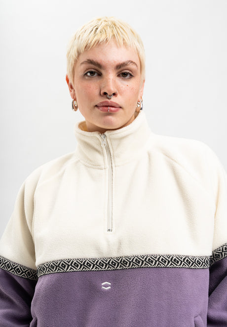 Jalma offwhite-lightlilac Closeup1