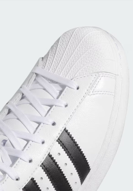 Pro Model ADV white-coreblack-goldmetallic Closeup2