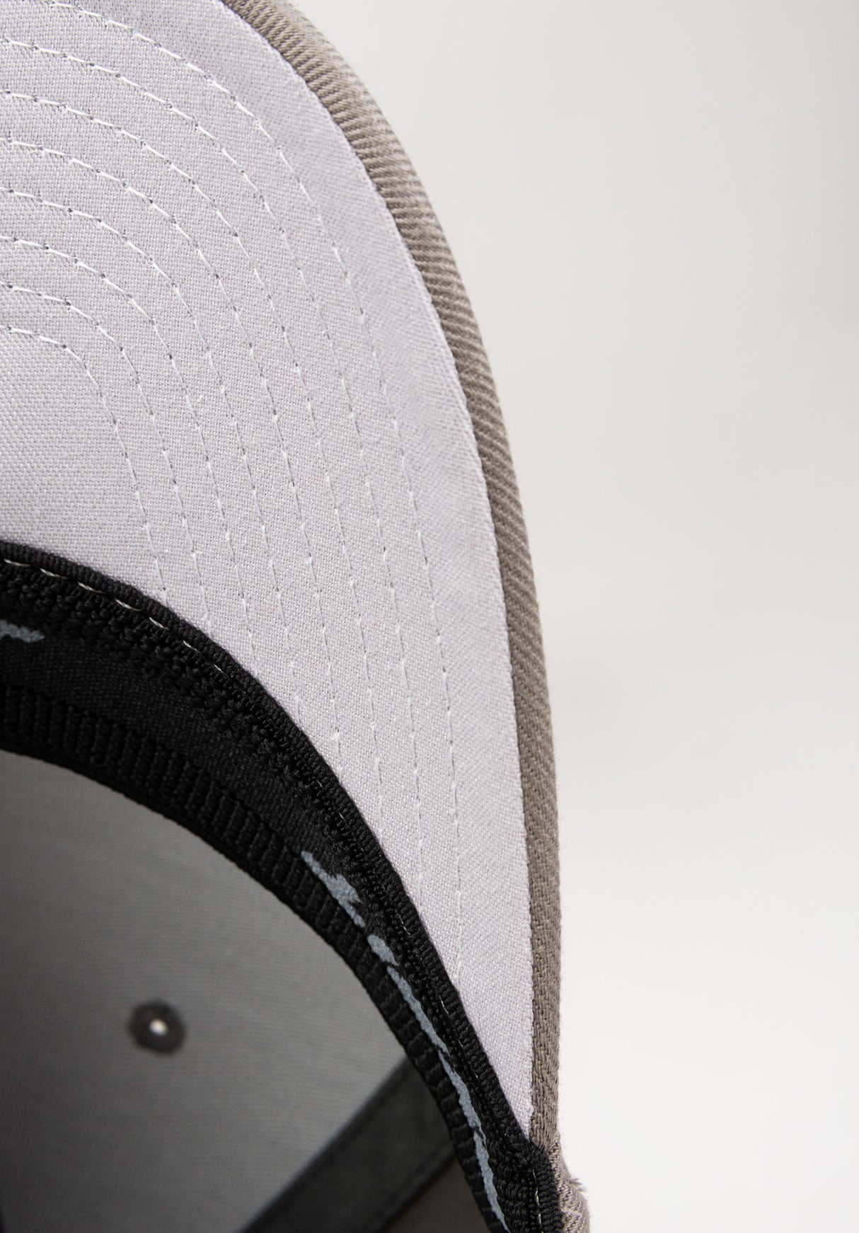 Original grey Close-Up1