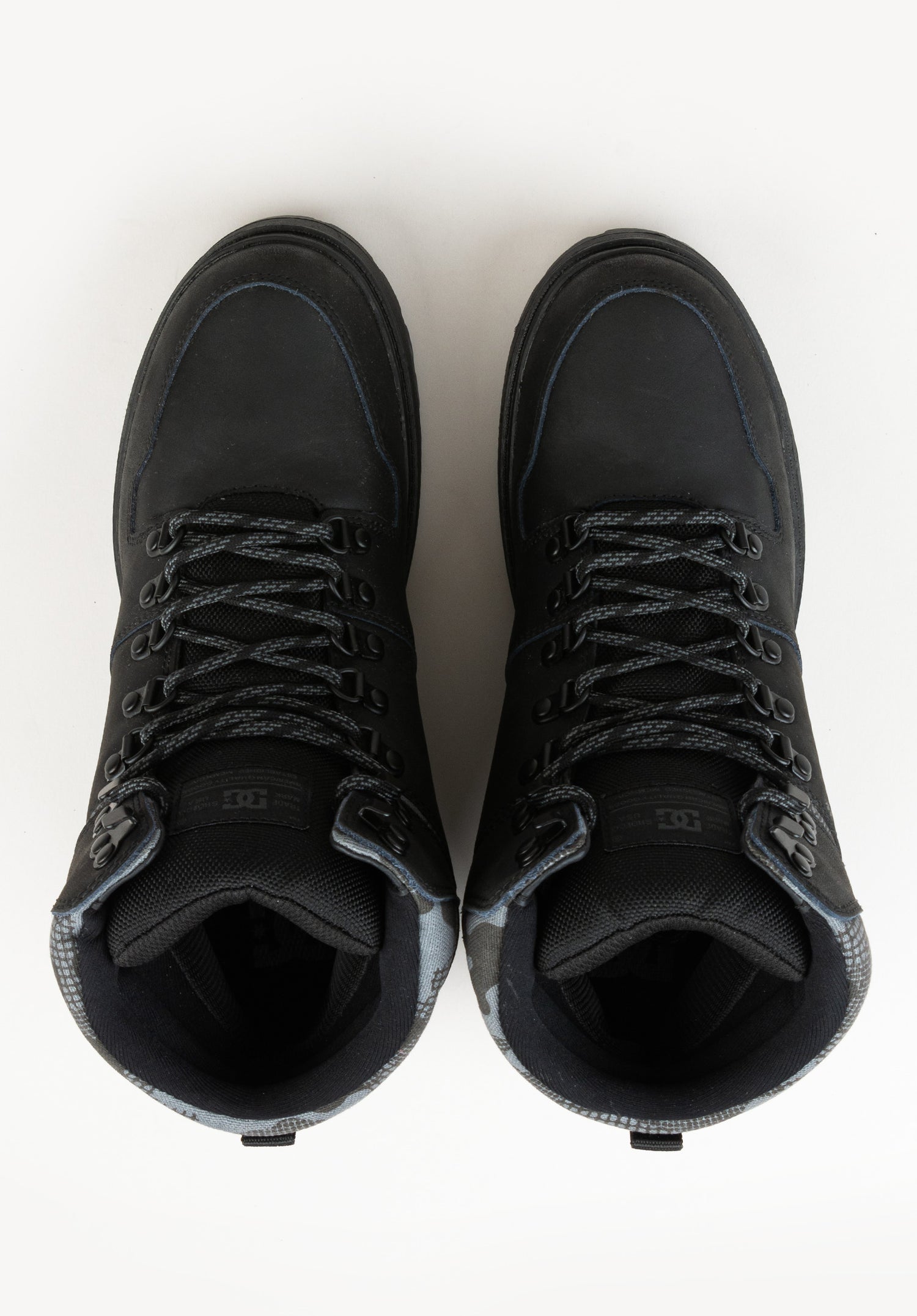Peary Tr black-camo Close-Up2 Zoom Image