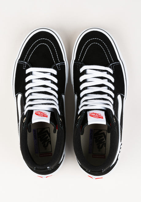 Skate SK8-Hi black-white Close-Up2