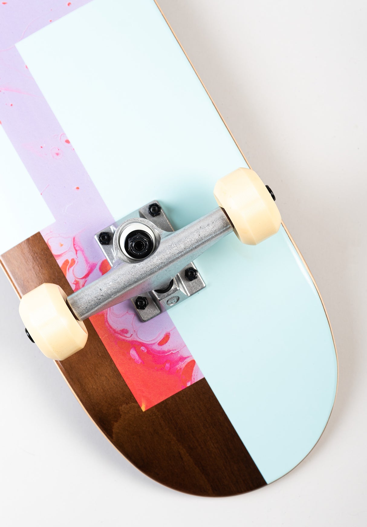 Premium Completes wood Close-Up2