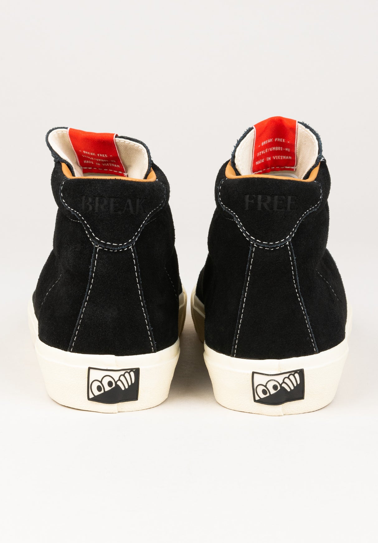 VM001 Suede Hi black-white Seitenansicht