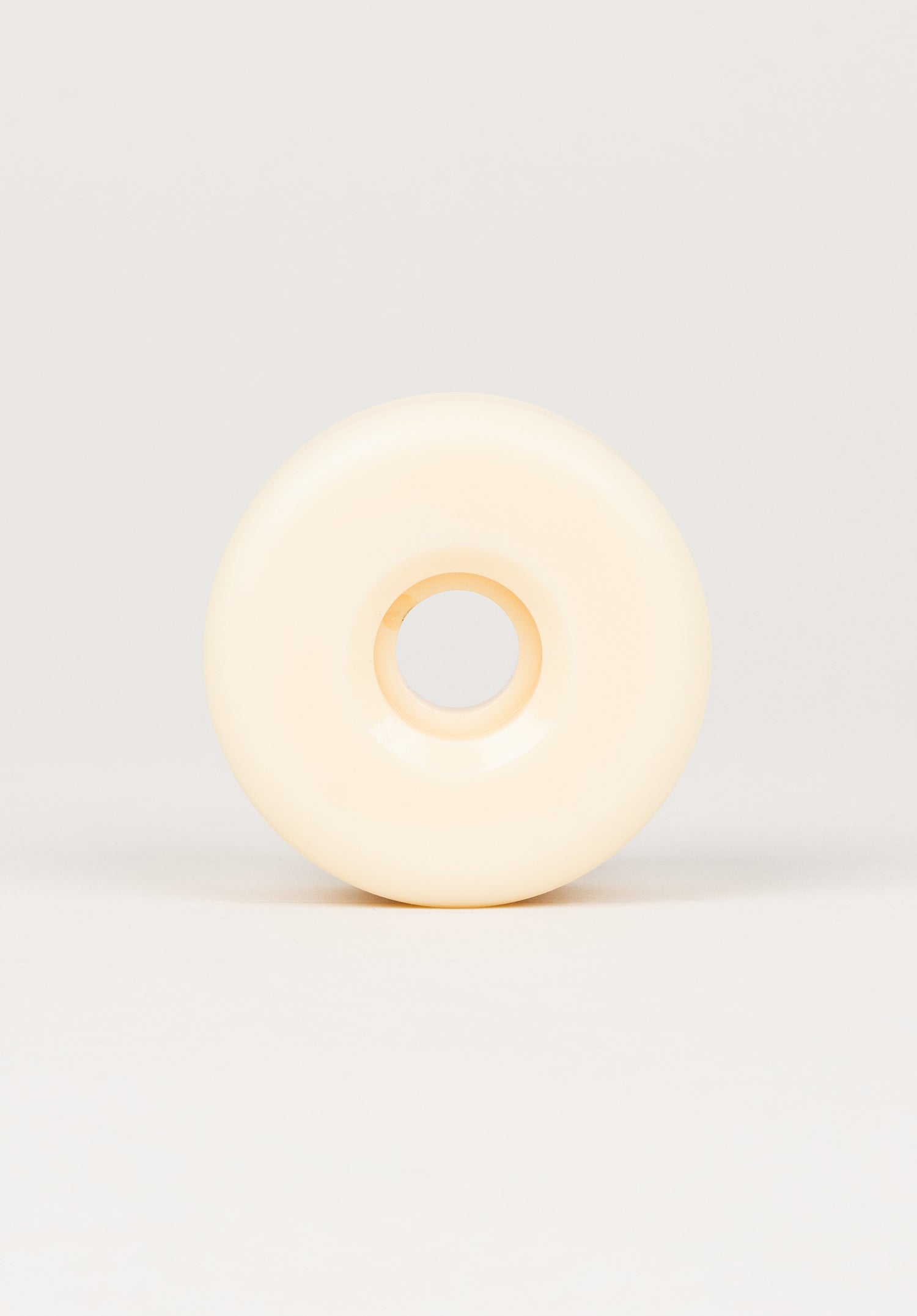 Dragon Formula G-Bones 93A offwhite Close-Up2 Zoom Image