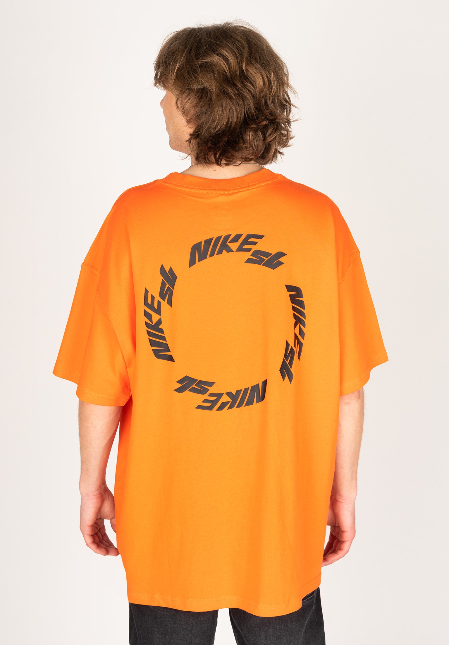 T shirt nike orange hotsell