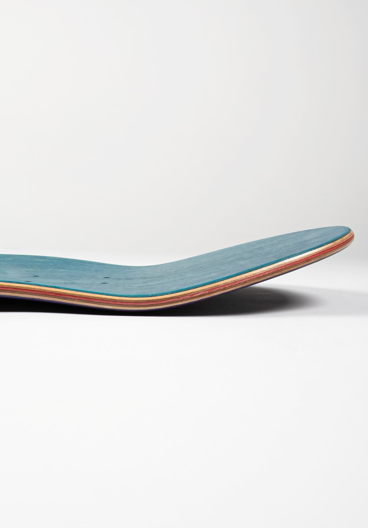 Classic Big Logo purple Close-Up2