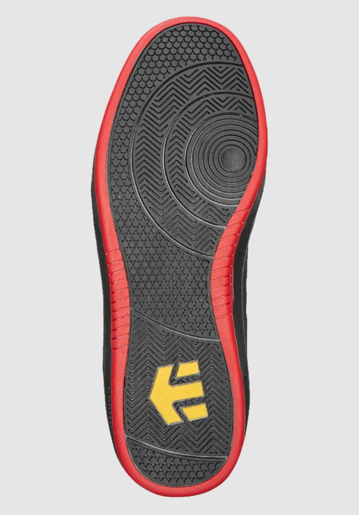 Windrow x Santa Cruz black-red-black Closeup2