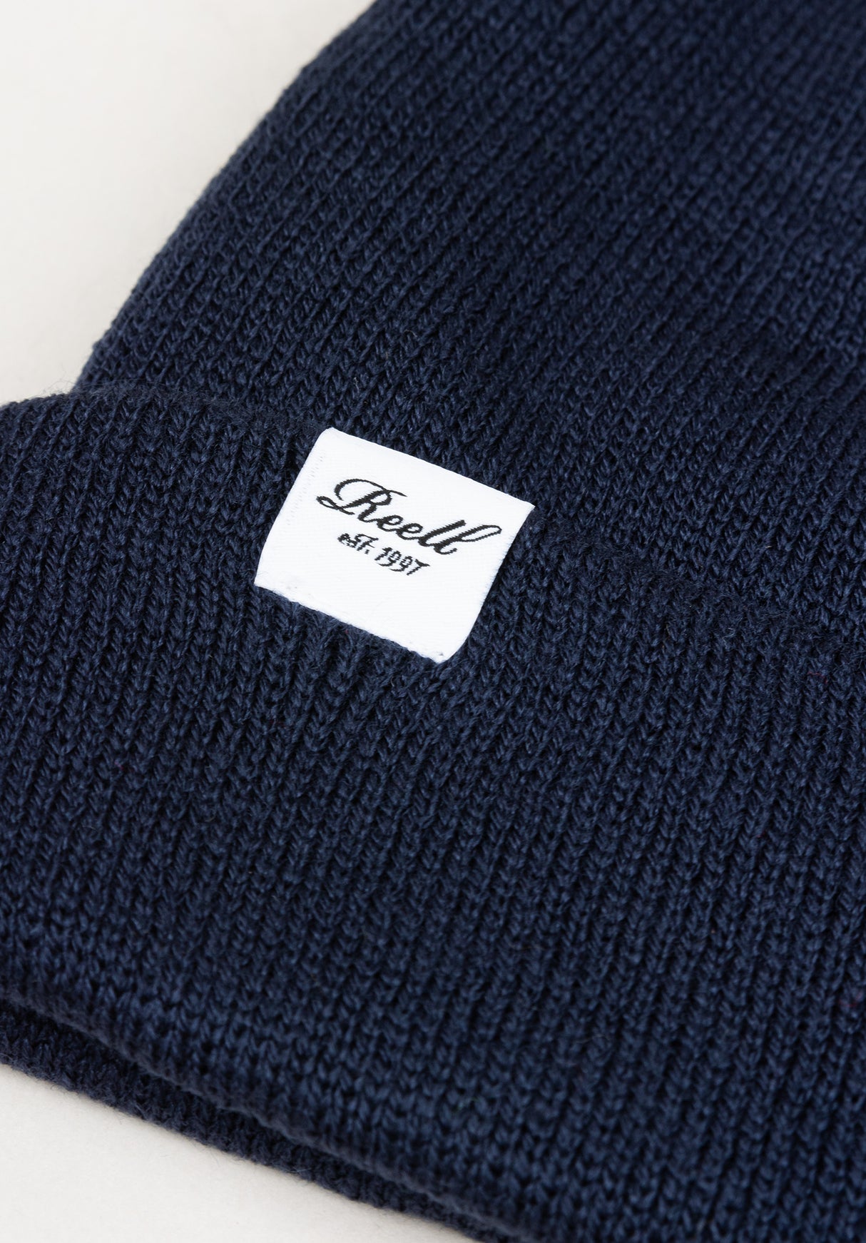 Beanie navy Rückenansicht