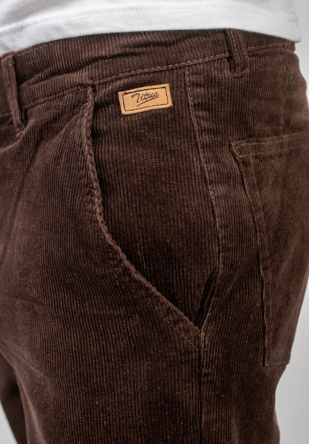 Sebastian|1,83|32*32