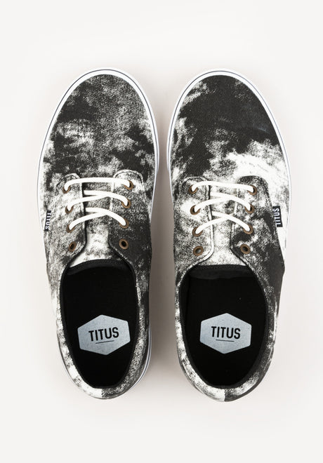 Clubman black-batik-white Close-Up2