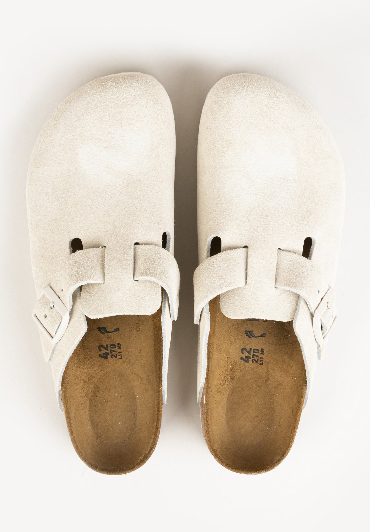 Boston Suede Leather antiquewhite Close-Up2