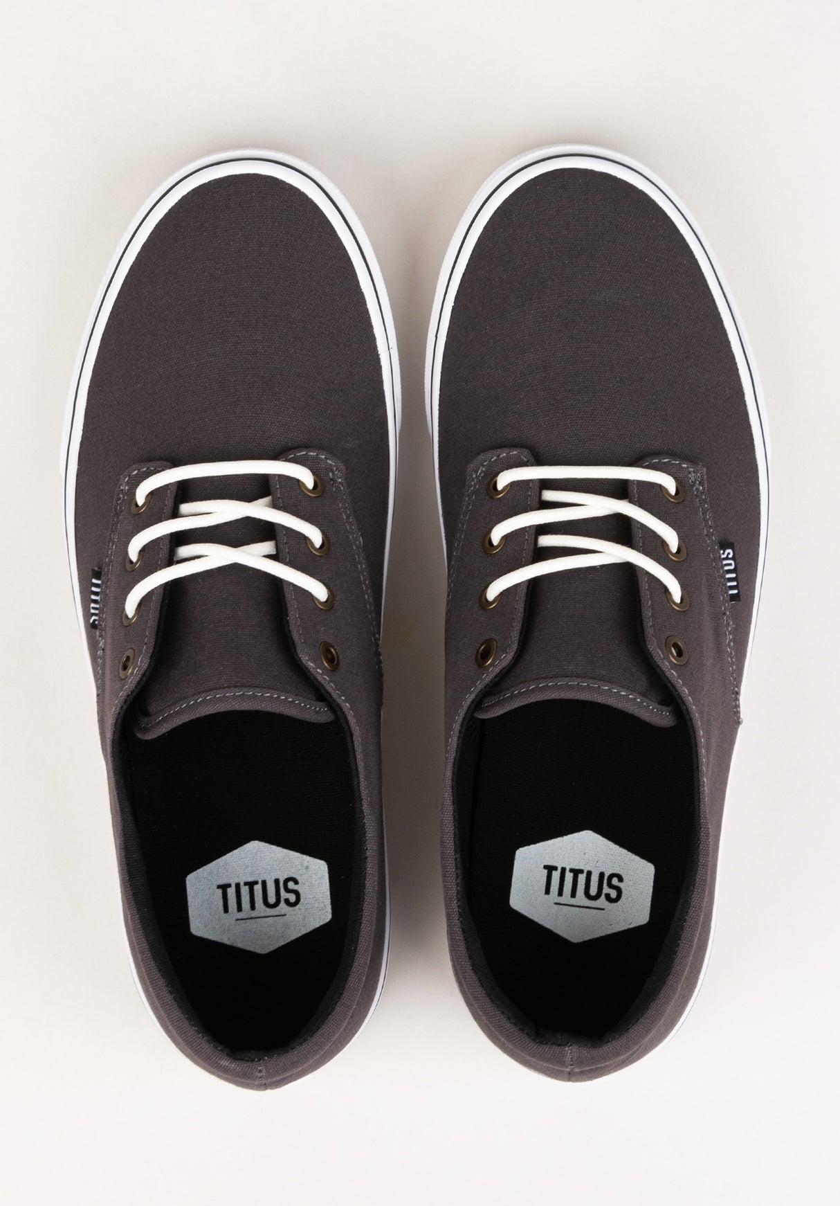 Clubman darkgrey-chambray-white Close-Up2