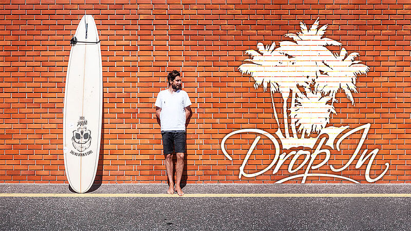 Gewinne einen Surfurlaub im Drop In Surfcamp in Portugal