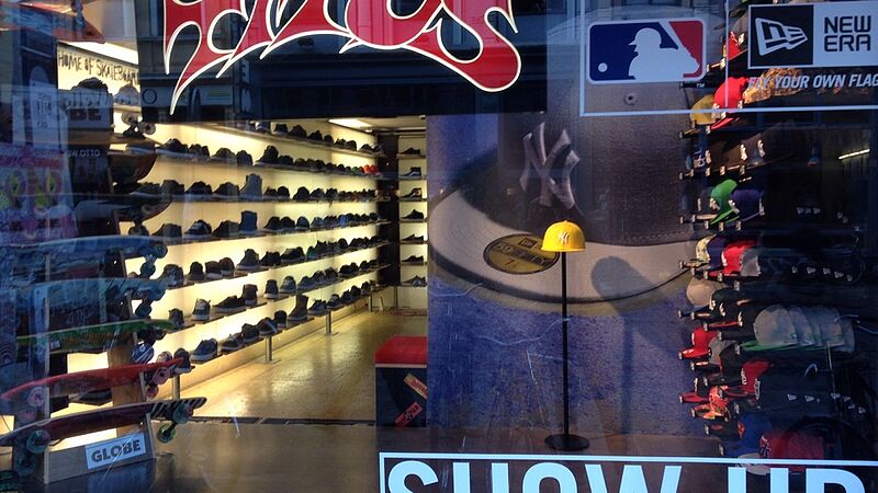 Riesen Auswahl an New Era Caps im Titus Skateshop Bremen