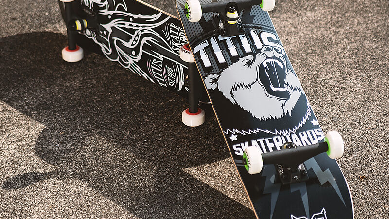 Complete Skateboards 