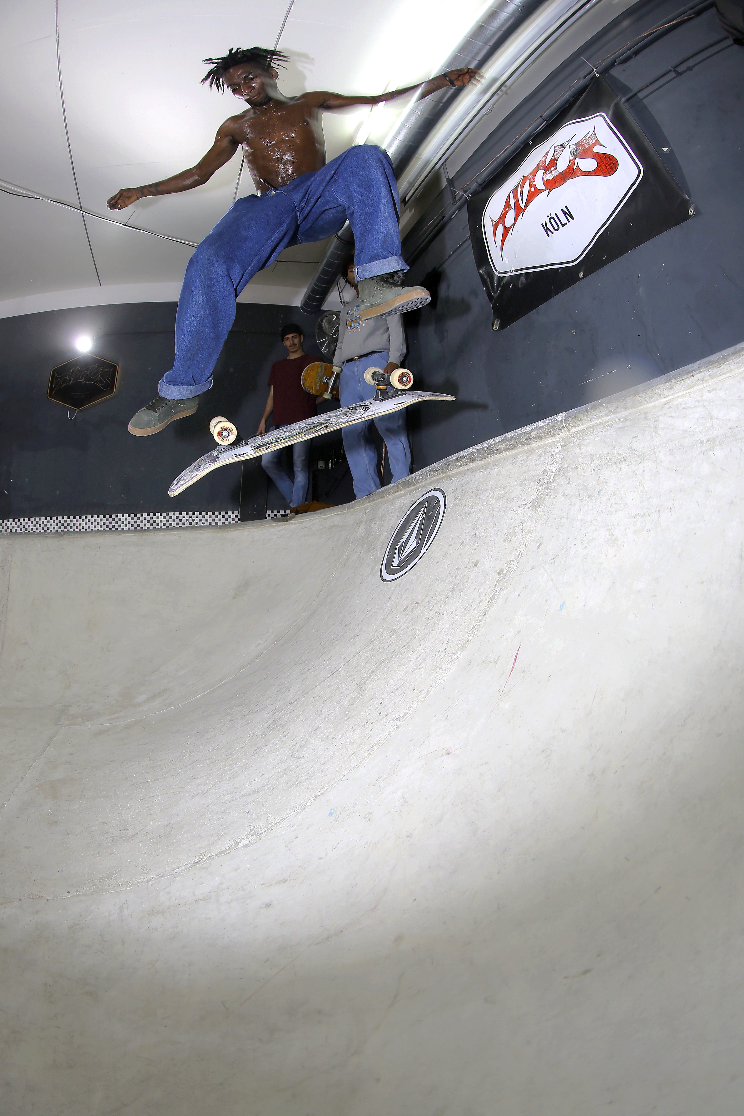 BobbyGrey-TailtapKickflip-Ko__ln-BLOG.jpg