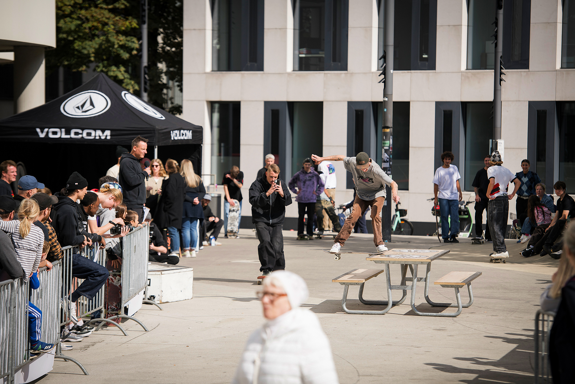 Morki_Noseslide270ShoveIt.jpg