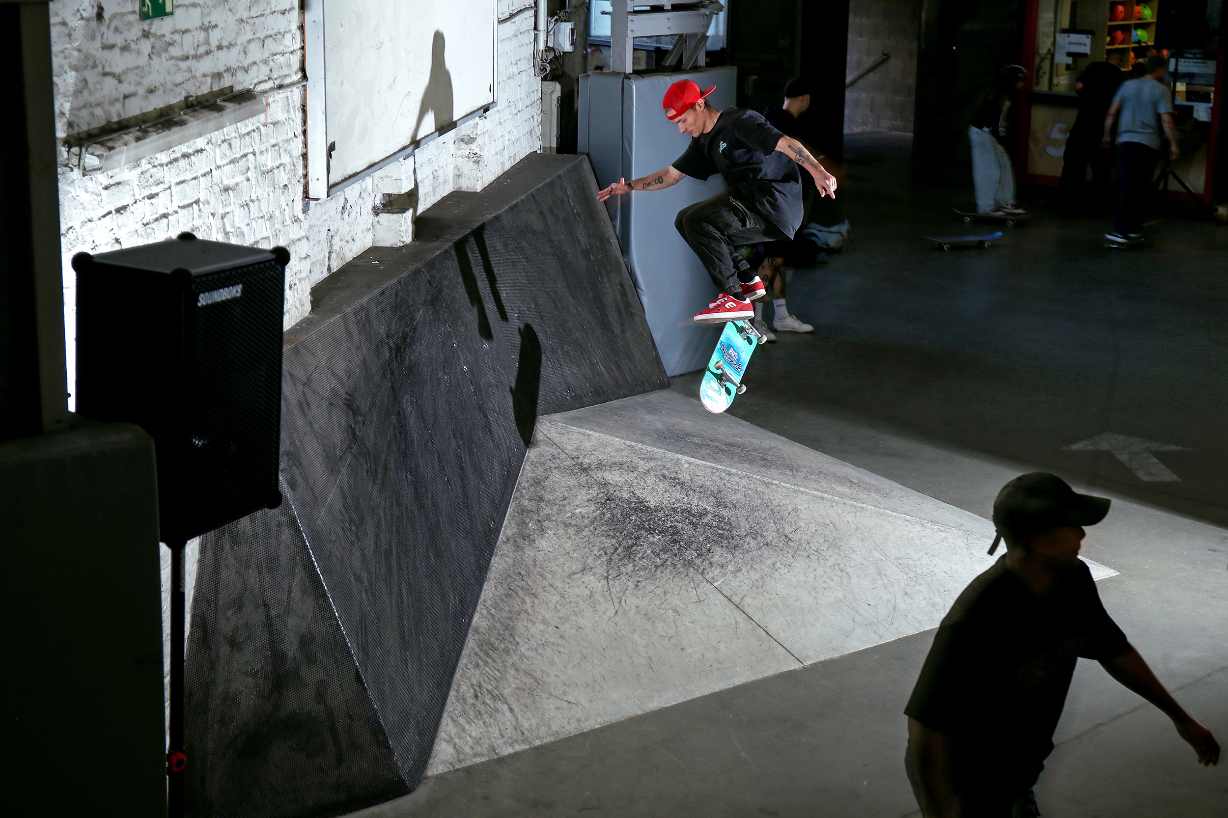NilsRoth_CabFlip_TITUSHannover_Gentsch_adj_.jpg