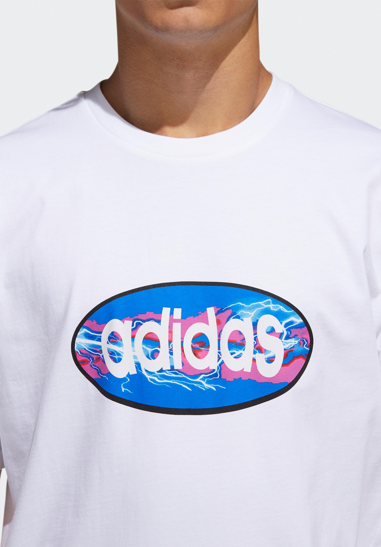 adidas-skateboarding-t-shirts-oval-white-closeup1-0321615.jpg