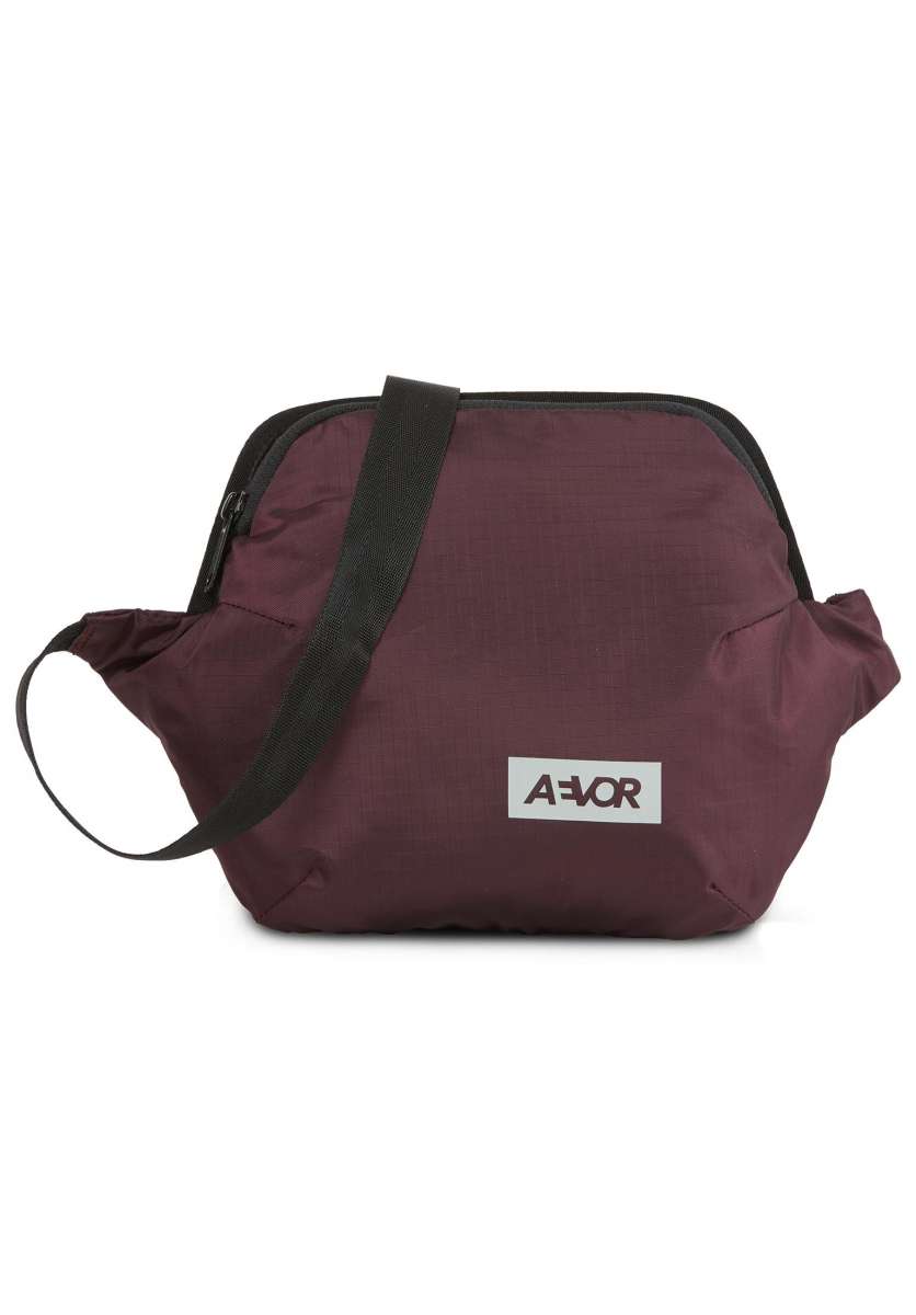aevor-hip-bag1.jpg