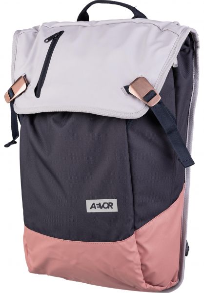 aevor-rucksaecke-daypack-chilledrose-vorderansicht-03-04-19-seo-rucksack-bagpacks-titus-stuttgart.jpg