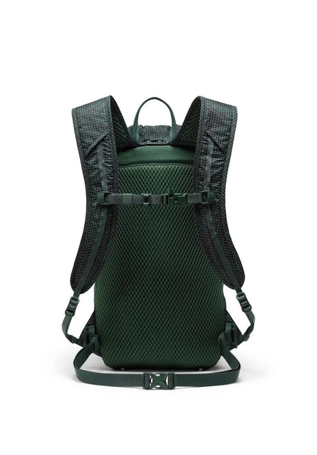 Ultralight Cinch Daypack 14 L pineneedle EQ camo Closeup1