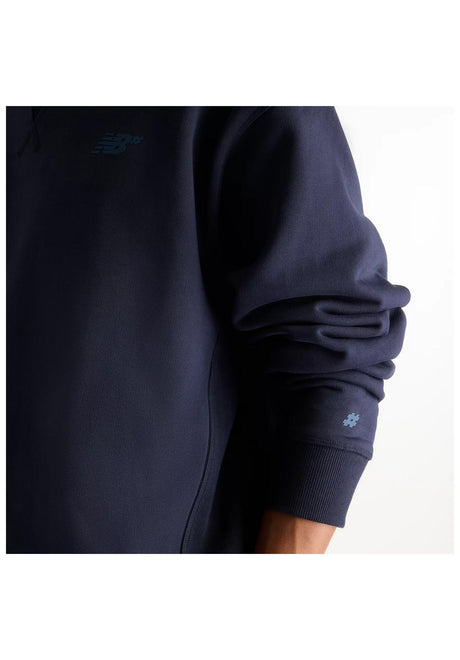 New Balance Numeric French Terry Small Logo Sweatshirt night – Detailansicht 1