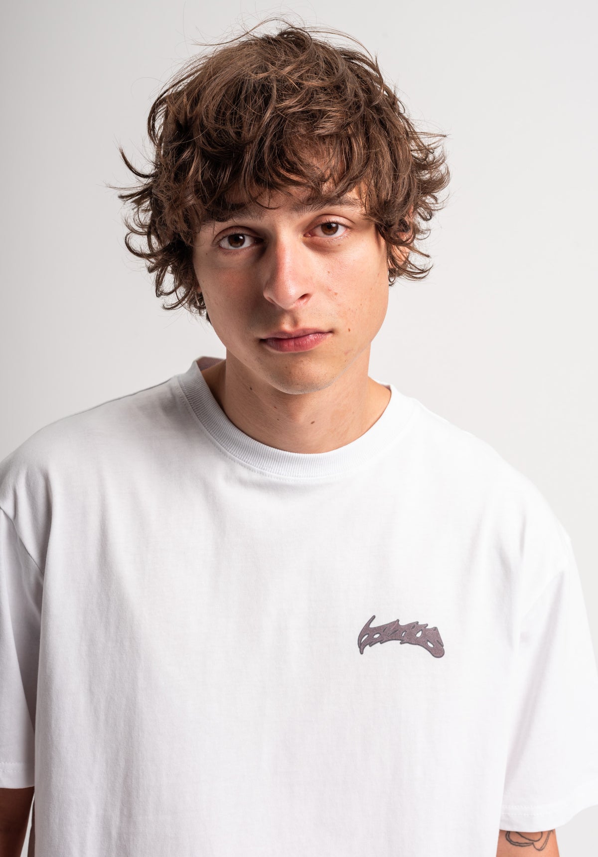 TITUS Yven T-Shirt white – Detailansicht 2