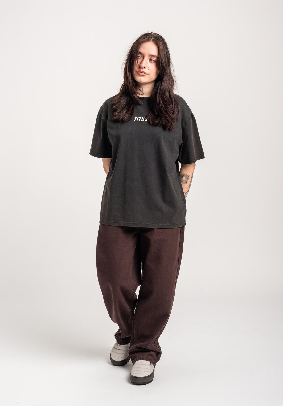 TITUS Nevena T-Shirt blackfaded – Seitenansicht