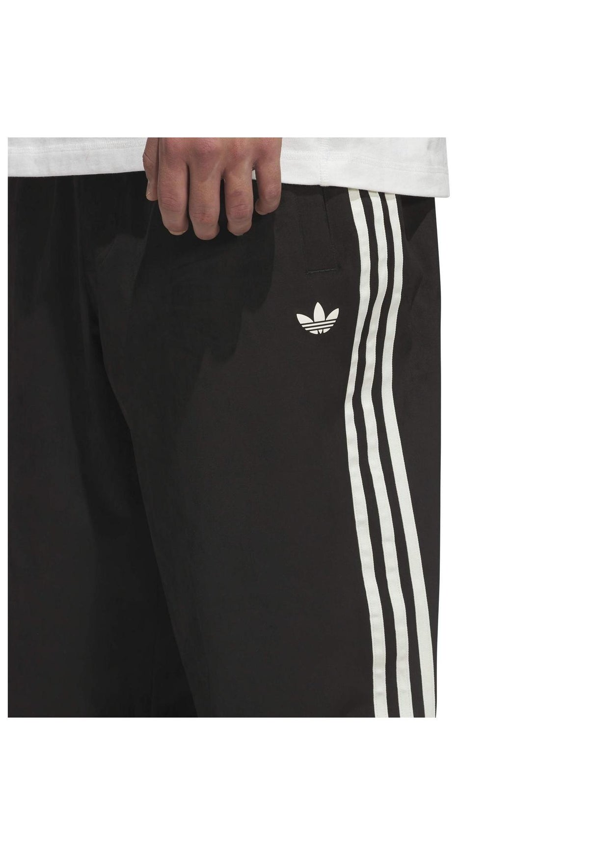 Vnt Spf Pnt black-white Closeup1