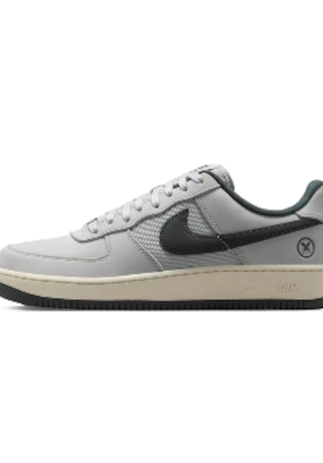 Nike SB Air Force 1 Yuto Schuhe Jungs white-irongrey-white-coconutmilk – Vorderansicht