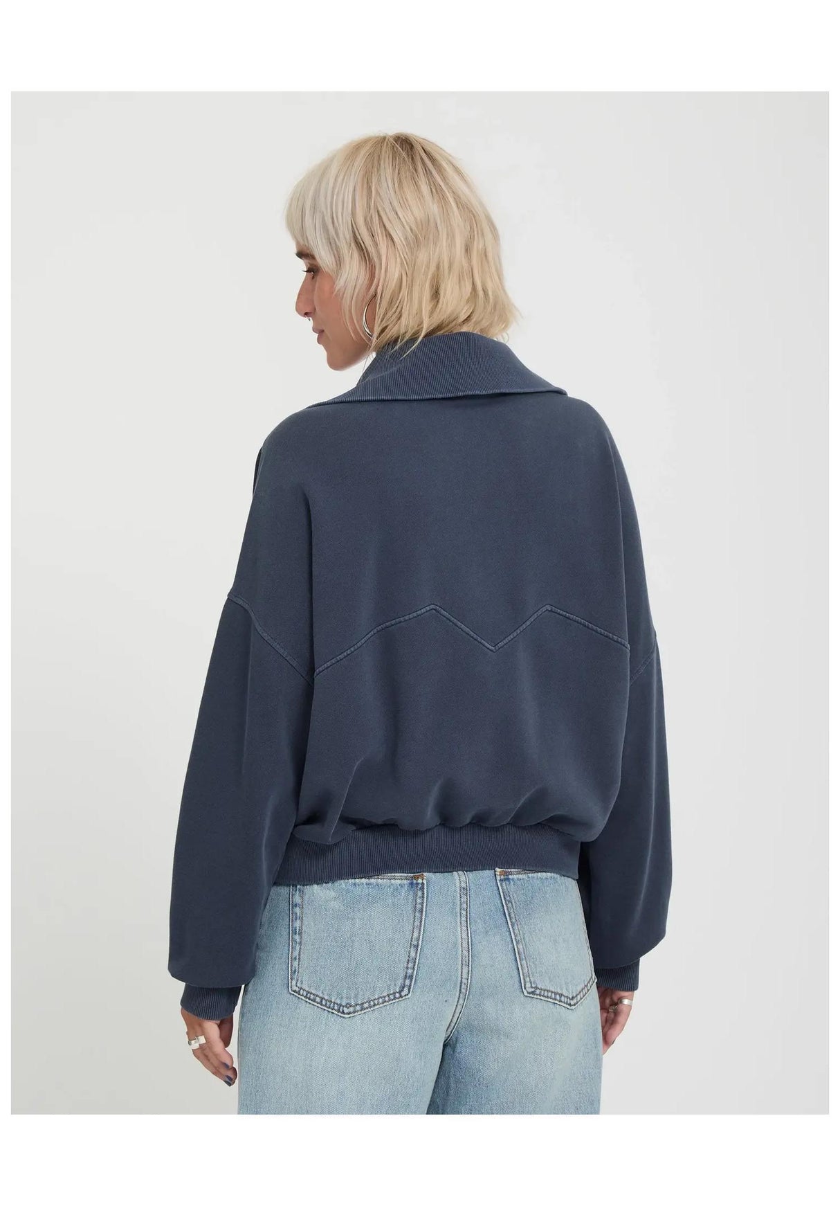 Reetrocity Quarter Zip stormblue Rueckenansicht
