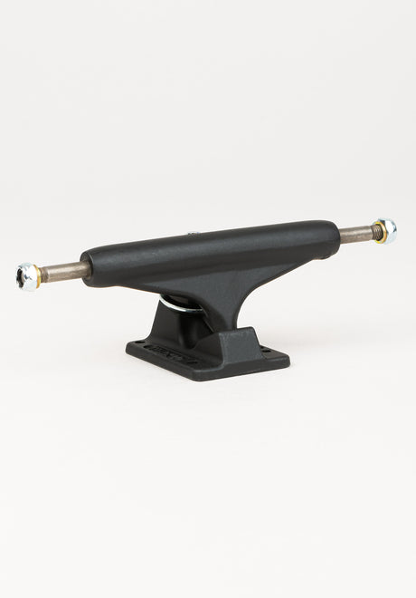Independent 139 Stage 11 Blackout Achse black – Vorderansicht