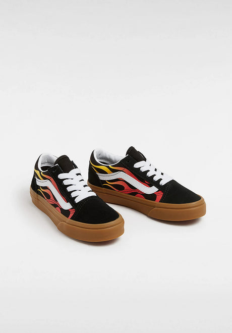 Old Skool flame-black-gum Closeup2