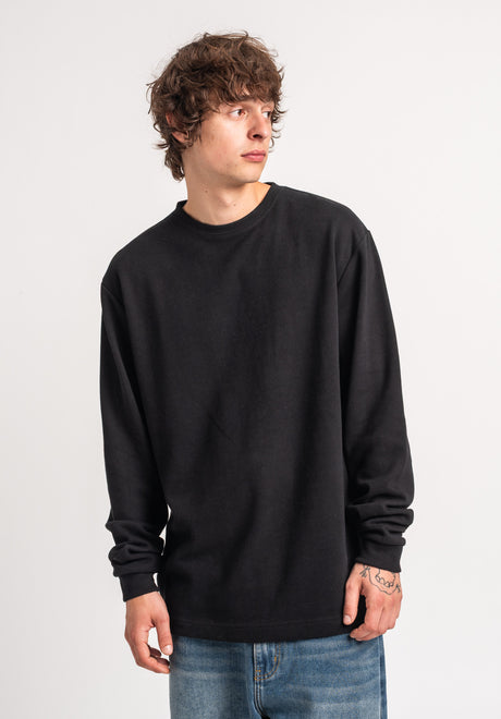 Raw-Longsleeve black Rueckenansicht