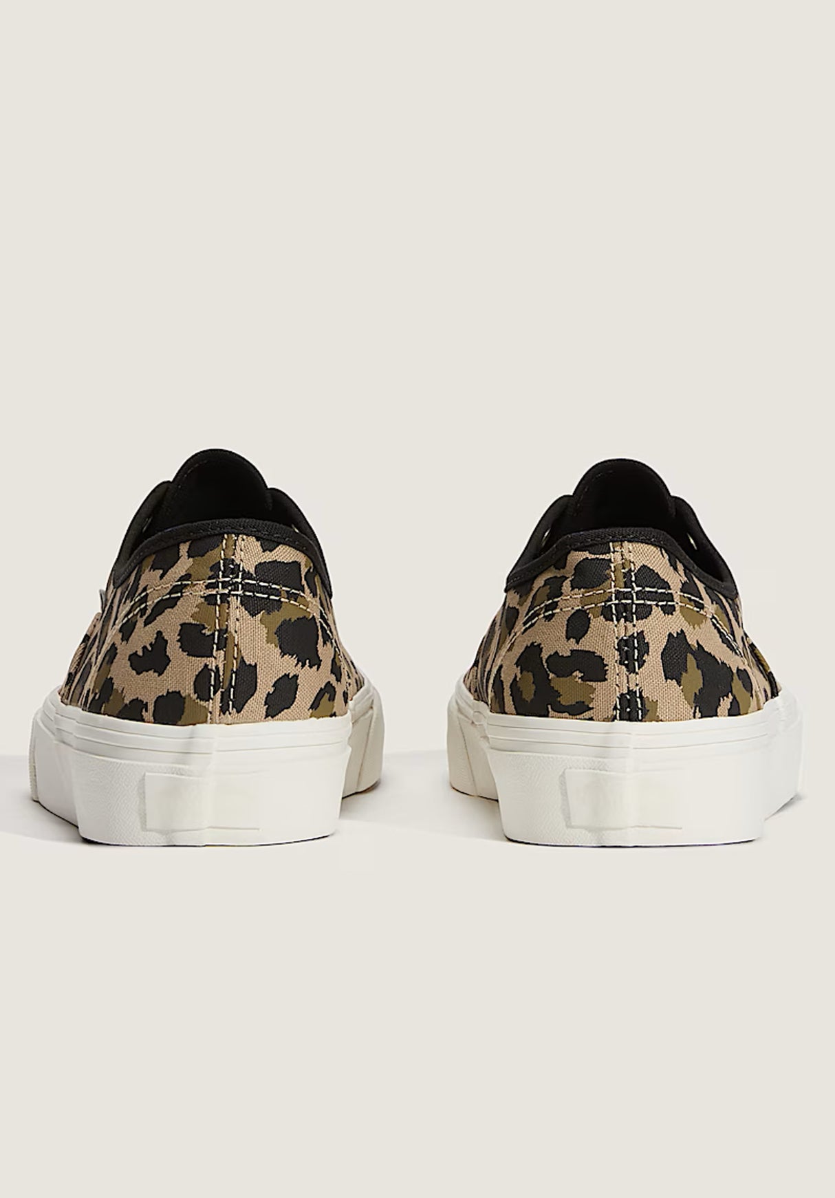 Authentic leopard-black-incense Closeup2