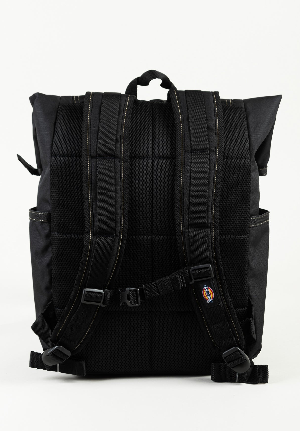 Ashville Roll Top black Closeup1