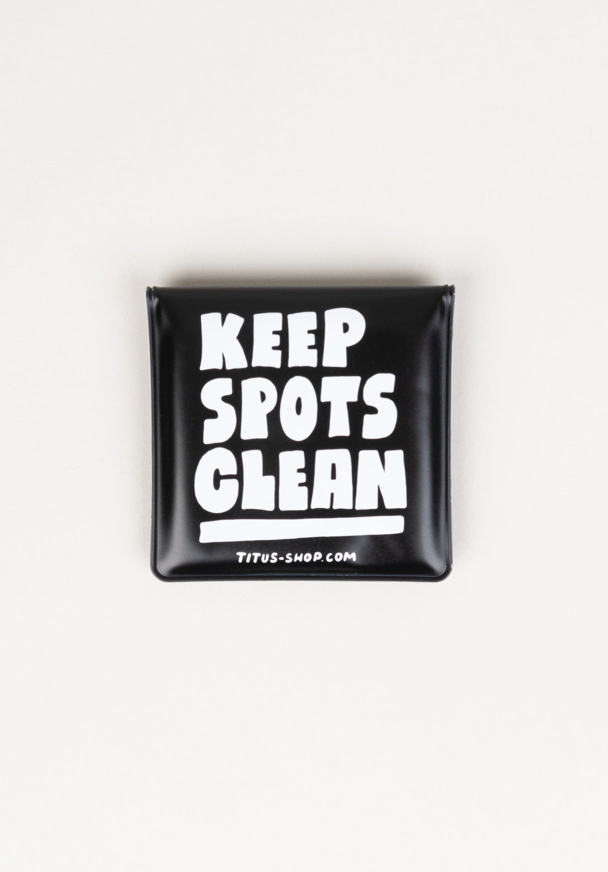 Pocket Ashtray black Rueckenansicht