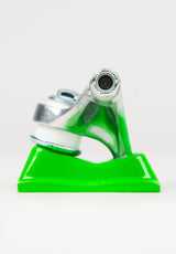 8.25 K5 Ryan Lay Watering Hole Standard silver-green Closeup1