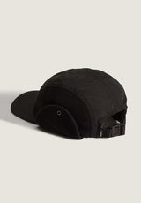 66 Earflap Tall Camper black Rueckenansicht