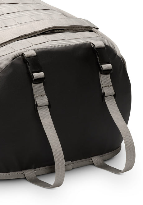 Sportswear RPM collegegrey-black-summitwhite Seitenansicht