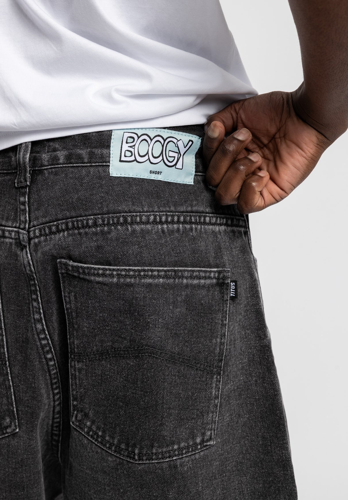 Boogy Short greydenim Closeup2