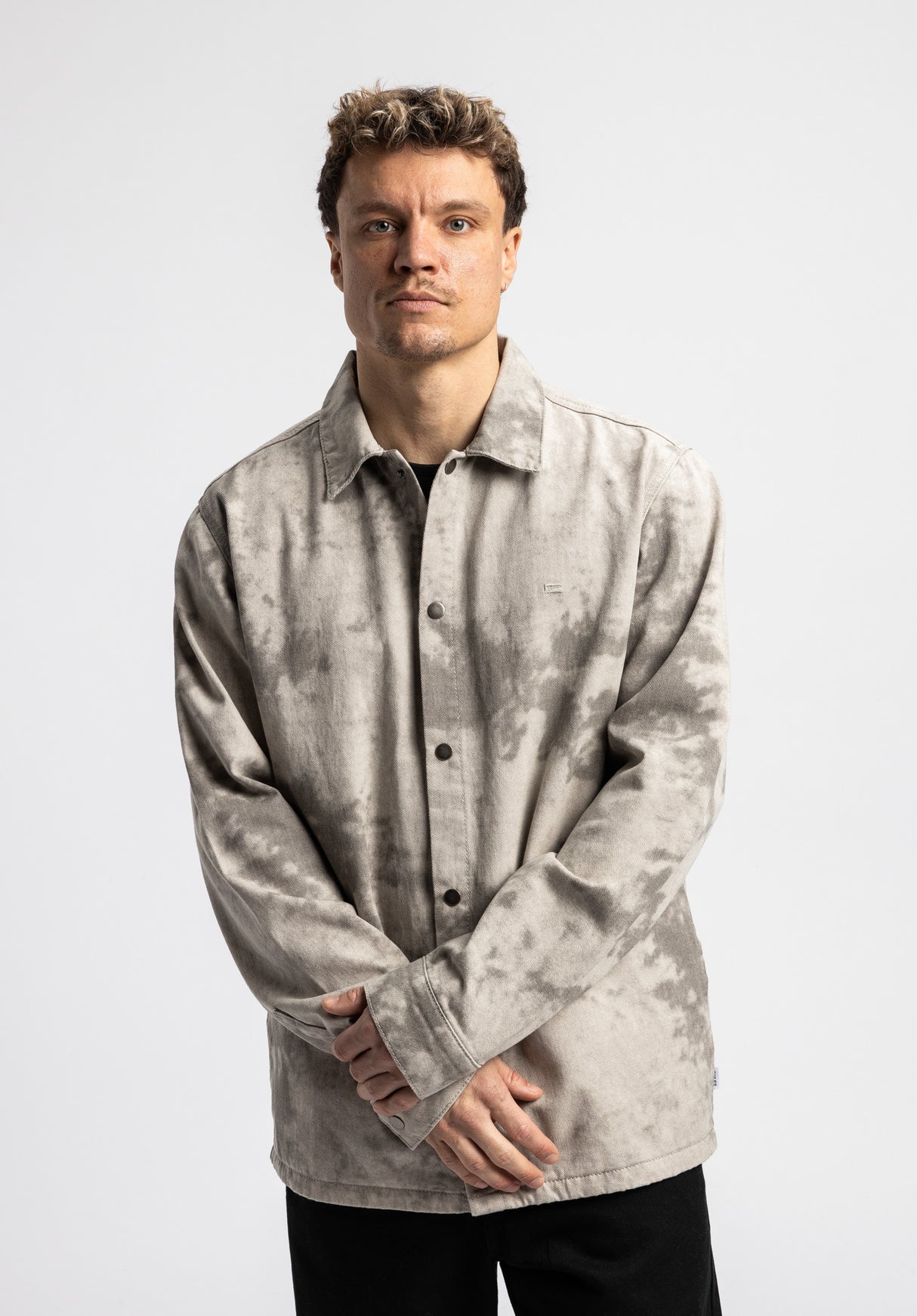 Avelis grey Rueckenansicht