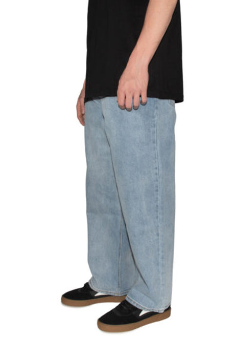 Biggerfoot light stone washed Closeup1